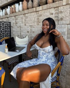 Lakeside Estate Escorts